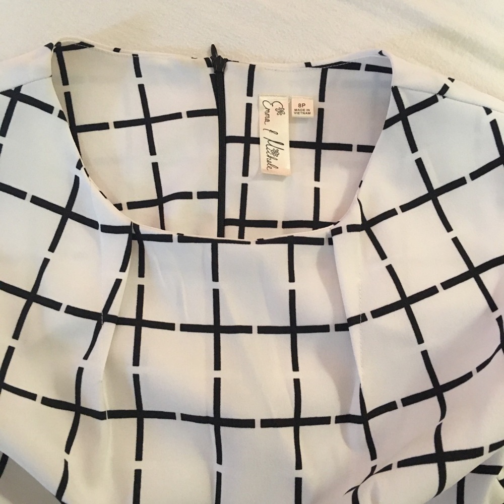 Dress in good condition - Picture 5 of 8